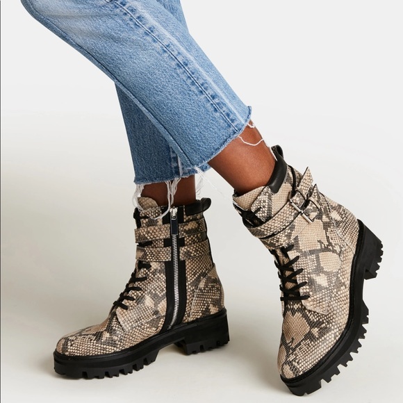 New Dolce Vita Paline Snake Boots - Picture 2 of 6